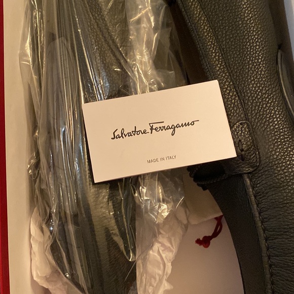 Brand new never used loafers with dust bag & Box made in Italy - Picture 6 of 7